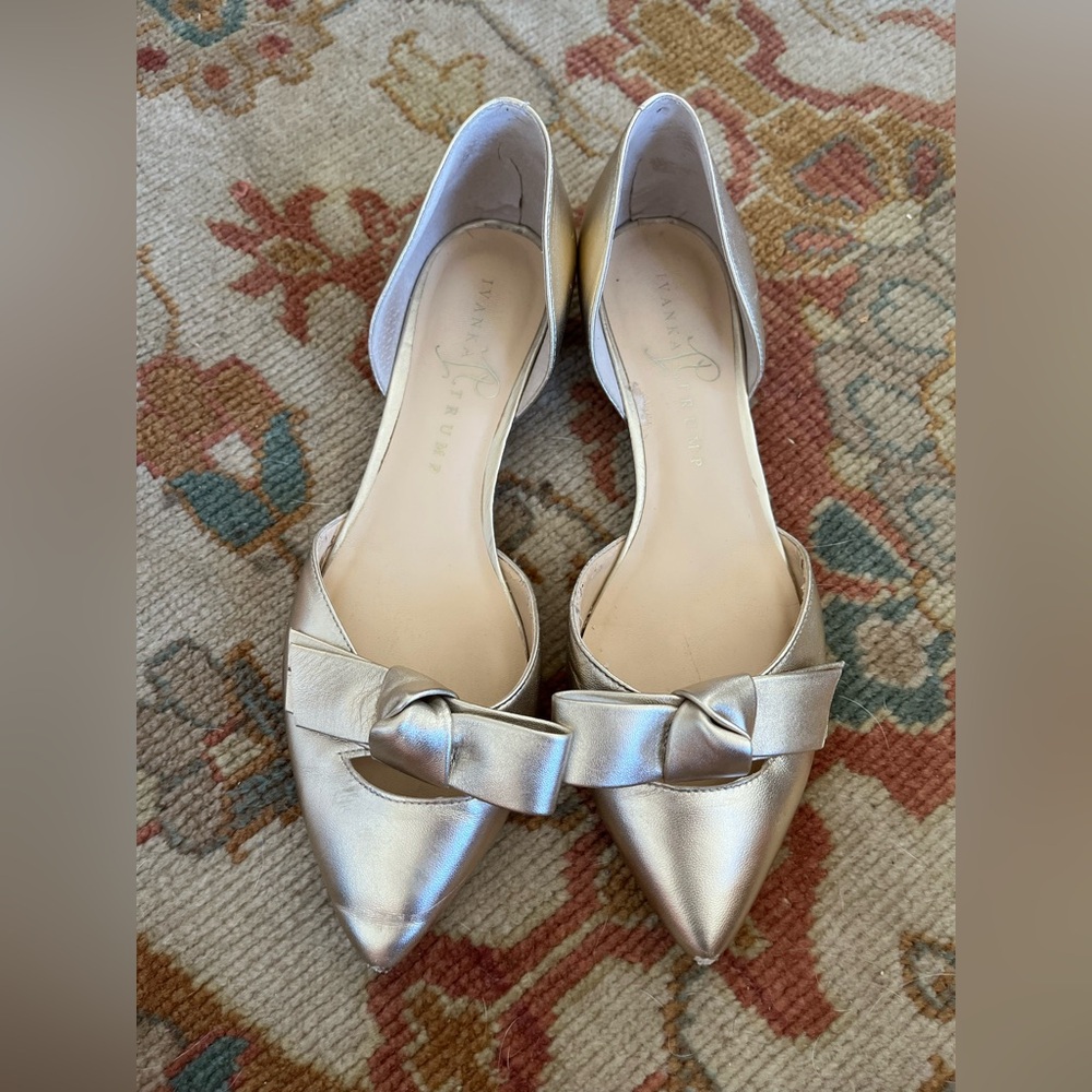 Ivanka Trump Bow Flats
